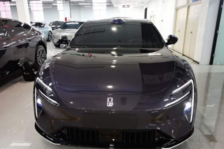 Used Avatr 06 2025 Ultra Pure Electric Edition Front