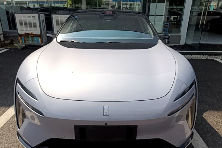 Used Avatr 06 2025 Max Extended-Range Edition Front