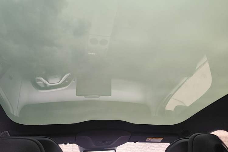 Used Avatr 06 2025 Ultra Pure Electric Edition Headliner