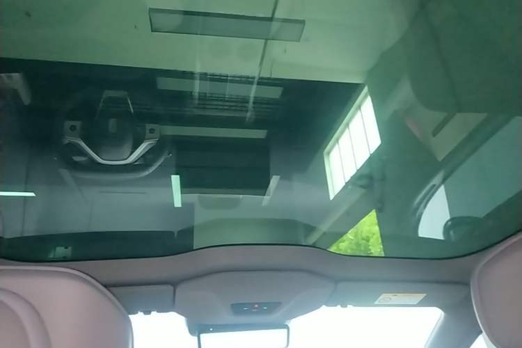 Used Avatr 06 2025 Pro Range-Extended Edition Headliner