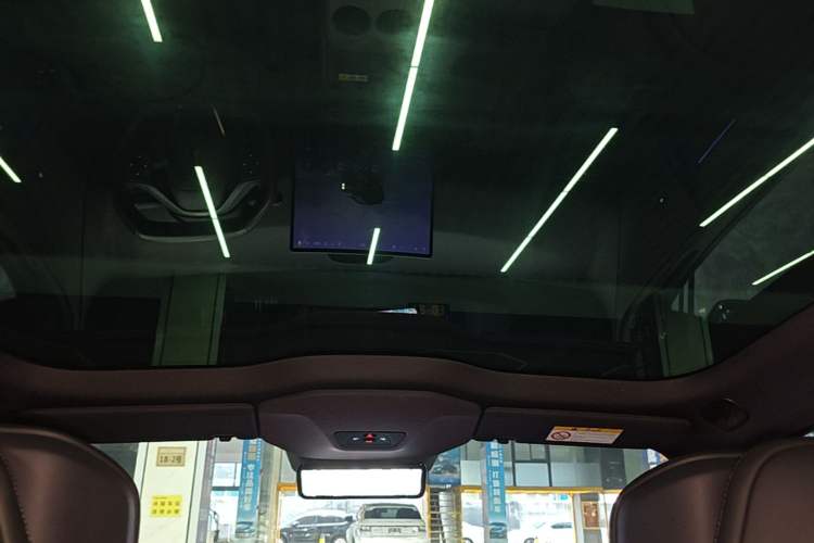 Used Avatr 06 2025 Ultra Pure Electric Edition Headliner