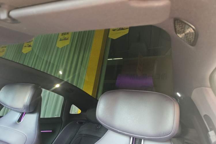 Used Avatr 06 2025 Ultra Pure Electric Edition Headliner