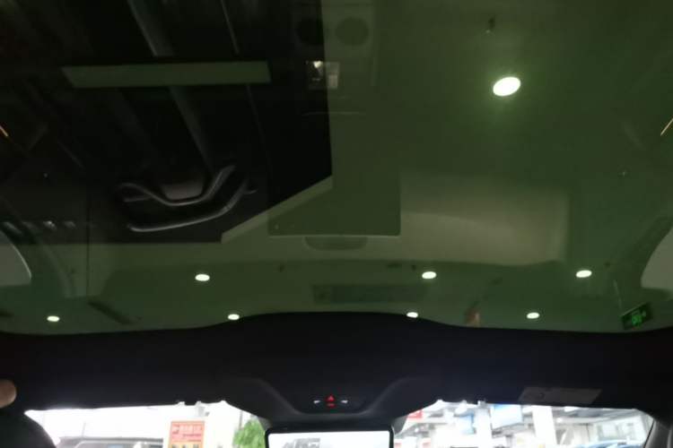 Used Avatr 06 2025 Ultra Pure Electric Edition Headliner