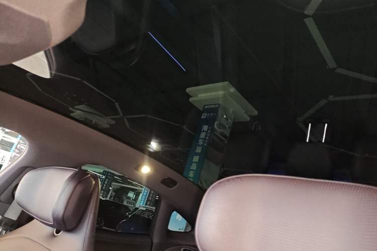 Used Avatr 06 2025 Ultra Pure Electric Edition Headliner