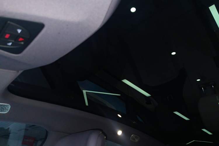 Used Avatr 06 2025 Max All-Electric Version Headliner