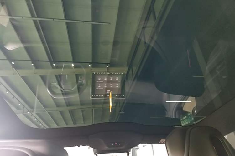 Used Avatr 06 2025 Pro Range-Extended Edition Headliner