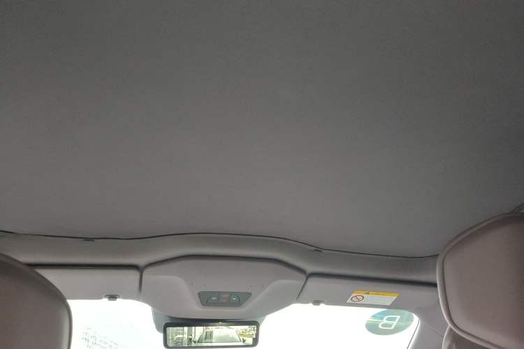 Used Avatr 06 2025 Pro Range-Extended Edition Headliner