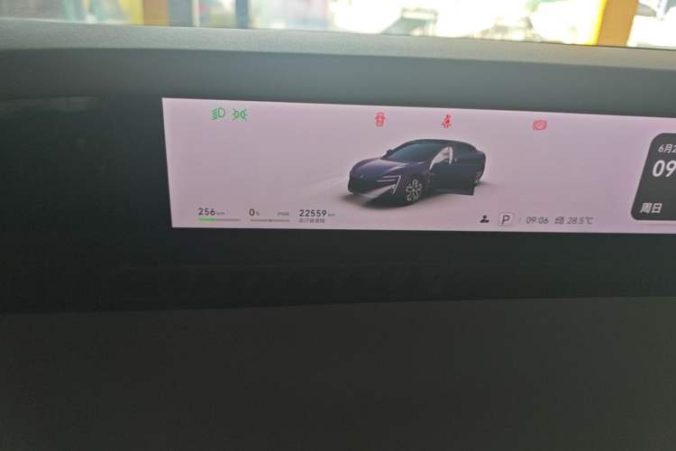 Used Avatr 06 2025 Ultra Pure Electric Edition Instrument Cluster