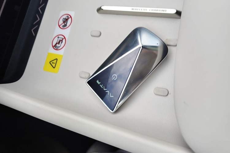 Used Avatr 06 2025 Pro Range-Extended Edition Interior 1
