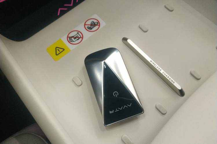 Used Avatr 06 2025 Pro Range-Extended Edition Interior 1