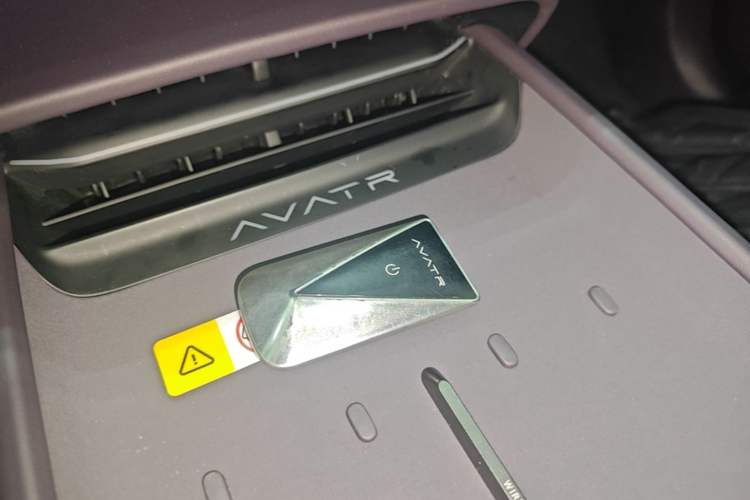 Used Avatr 06 2025 Ultra Pure Electric Edition Interior 1