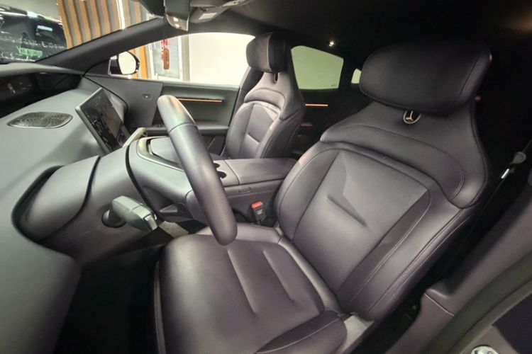 Used Avatr 06 2025 Ultra Pure Electric Edition Interior 2