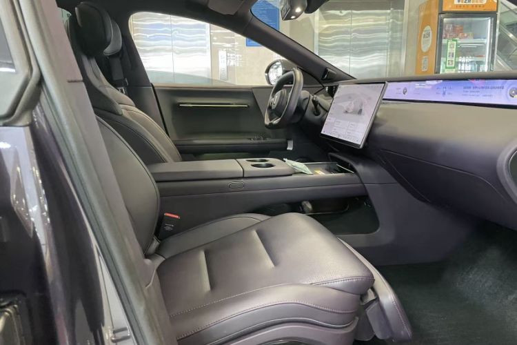 Used Avatr 06 2025 Ultra Pure Electric Edition Interior 2