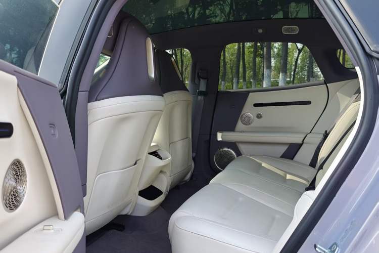 Used Avatr 06 2025 Pro Range-Extended Edition Interior 2