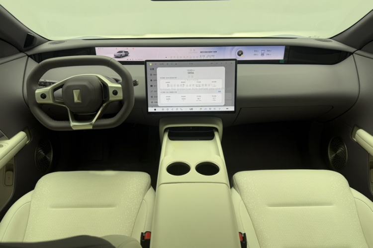 Used Avatr 06 2025 Pro Range-Extended Edition Interior 3