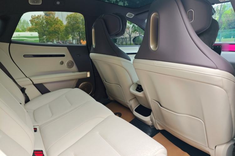 Used Avatr 06 2025 Pro Range-Extended Edition Interior 3