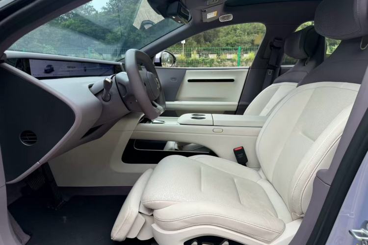 Used Avatr 06 2025 Pro Range-Extended Edition Interior 4