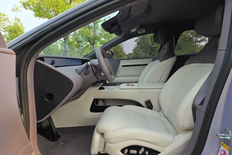Used Avatr 06 2025 Pro Range-Extended Edition Interior 5
