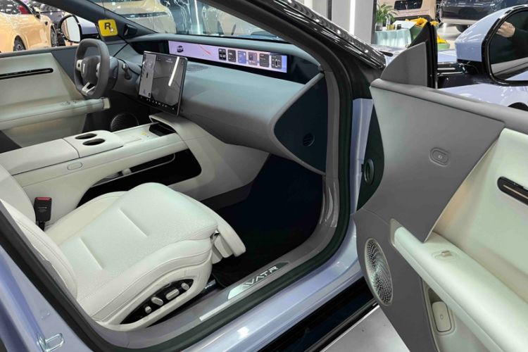 Used Avatr 06 2025 Max All-Electric Version Interior 6