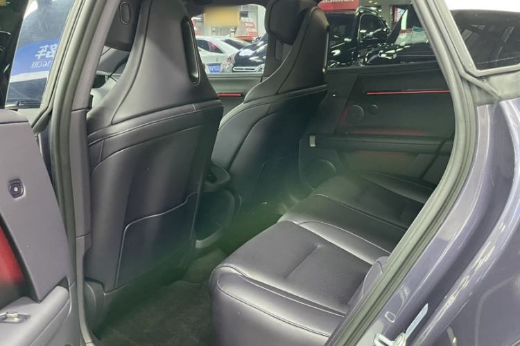 Used Avatr 06 2025 Ultra Pure Electric Edition Interior 6
