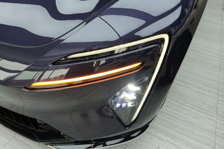Used Avatr 06 2025 Ultra Pure Electric Edition Left Front Headlight