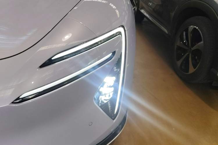 Used Avatr 06 2025 Pro Range-Extended Edition Left Front Headlight
