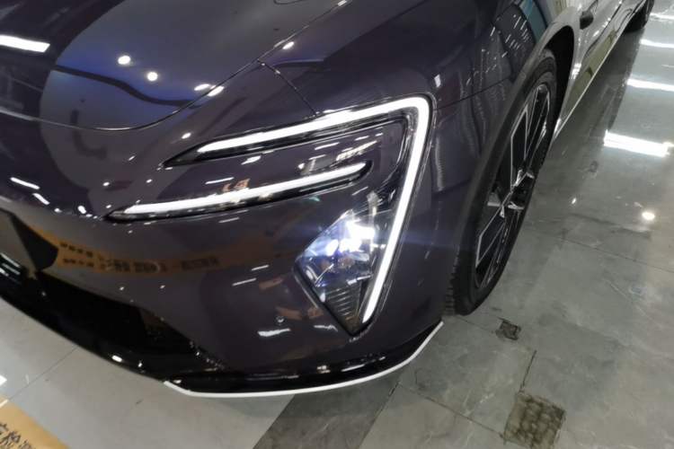 Used Avatr 06 2025 Ultra Pure Electric Edition Left Front Headlight