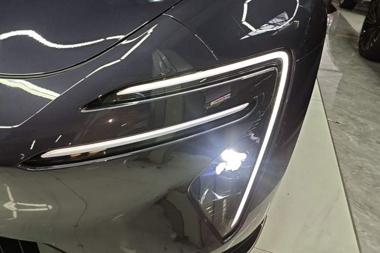 Used Avatr 06 2025 Ultra Pure Electric Edition Left Front Headlight