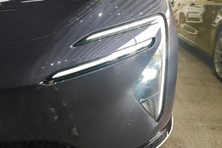 Used Avatr 06 2025 Pro Range-Extended Edition Left Front Headlight