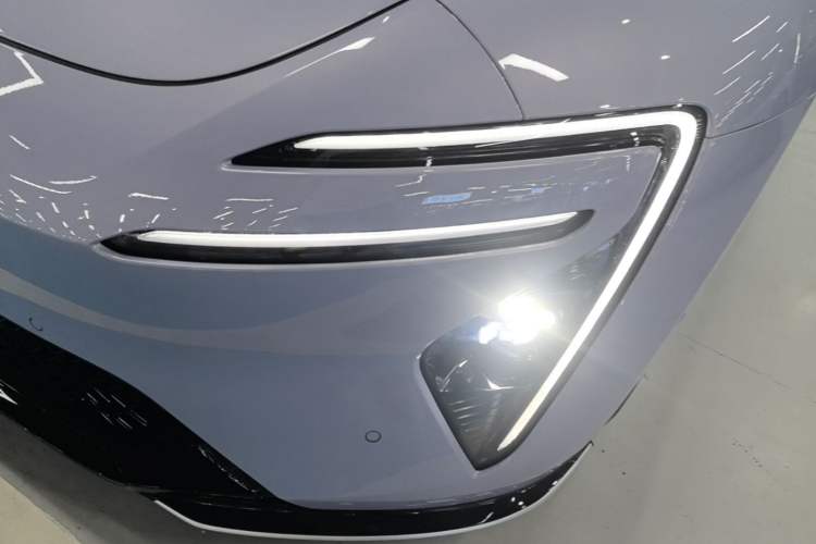 Used Avatr 06 2025 Max Extended-Range Edition Left Front Headlight