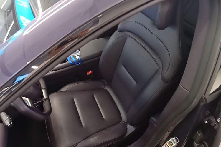 Used Avatr 06 2025 Ultra Pure Electric Edition Left Front Seat