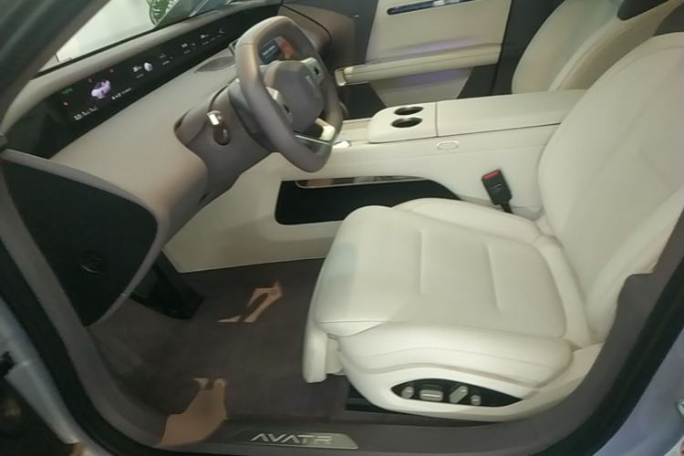 Used Avatr 06 2025 Pro Range-Extended Edition Left Front Seat
