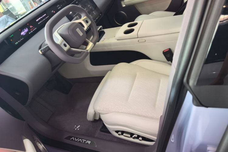 Used Avatr 06 2025 Pro Range-Extended Edition Left Front Seat