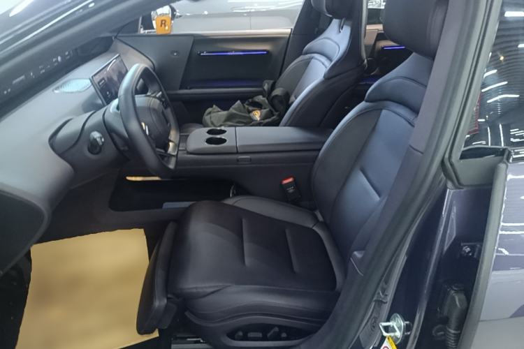 Used Avatr 06 2025 Ultra Pure Electric Edition Left Front Seat