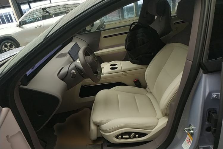 Used Avatr 06 2025 Pro Range-Extended Edition Left Front Seat