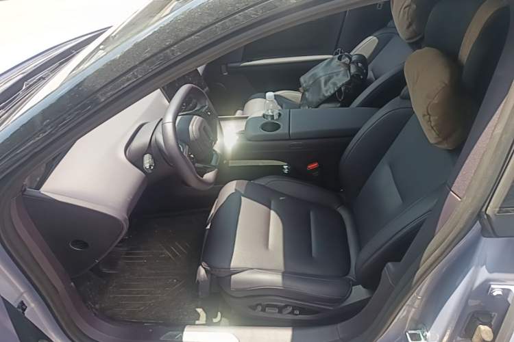 Used Avatr 06 2025 Ultra Pure Electric Edition Left Front Seat