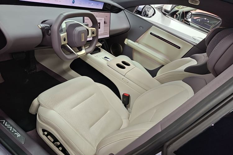 Used Avatr 06 2025 Pro Range-Extended Edition Left Front Seat