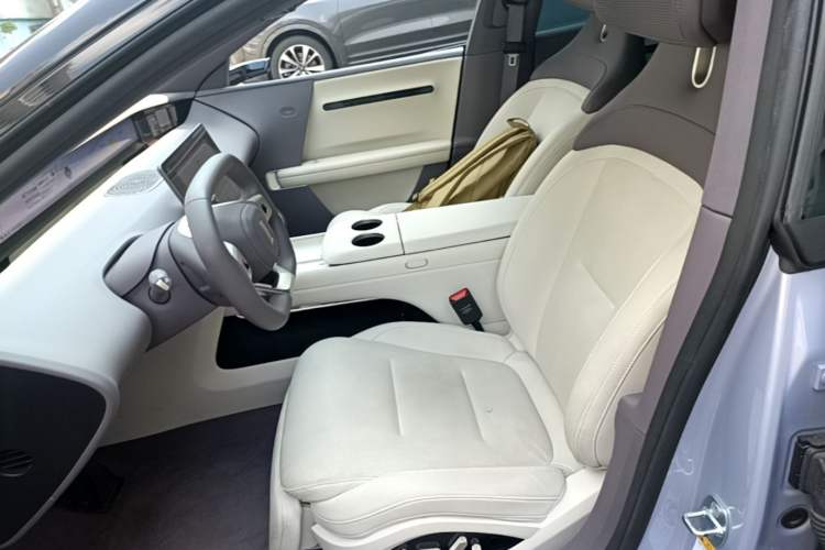 Used Avatr 06 2025 Max Extended-Range Edition Left Front Seat
