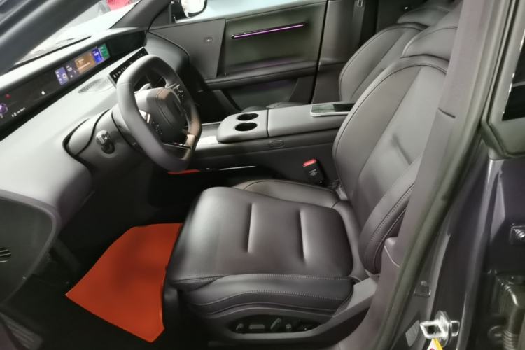 Used Avatr 06 2025 Ultra Pure Electric Edition Left Front Seat
