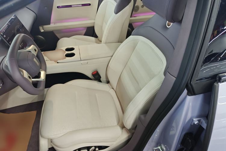 Used Avatr 06 2025 Pro Range-Extended Edition Left Front Seat