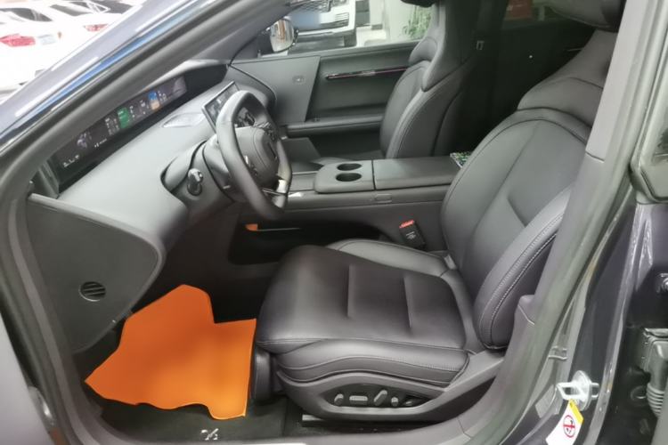 Used Avatr 06 2025 Ultra Pure Electric Edition Left Front Seat