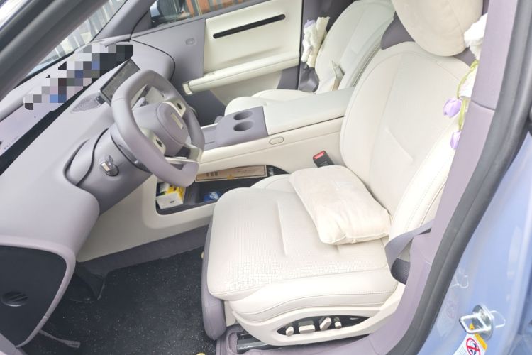 Used Avatr 06 2025 Max Extended-Range Edition Left Front Seat