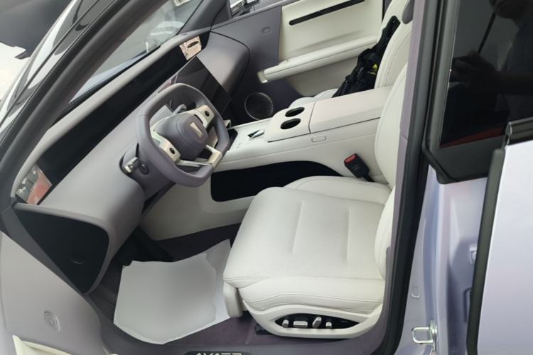 Used Avatr 06 2025 Max Extended-Range Edition Left Front Seat