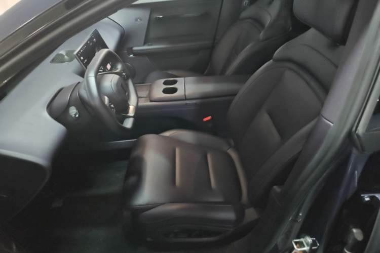 Used Avatr 06 2025 Ultra Pure Electric Edition Left Front Seat