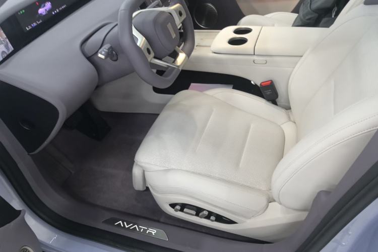 Used Avatr 06 2025 Max Extended-Range Edition Left Front Seat