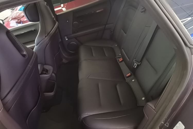 Used Avatr 06 2025 Ultra Pure Electric Edition Left Rear Seat