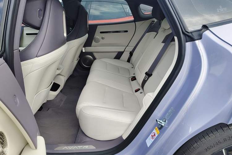 Used Avatr 06 2025 Pro Range-Extended Edition Left Rear Seat
