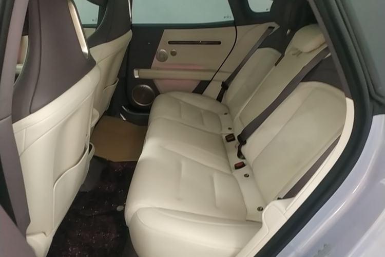 Used Avatr 06 2025 Pro Range-Extended Edition Left Rear Seat
