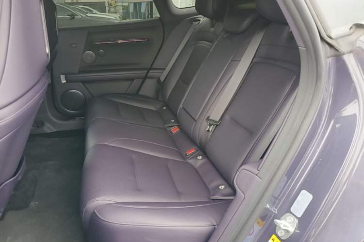 Used Avatr 06 2025 Max All-Electric Version Left Rear Seat
