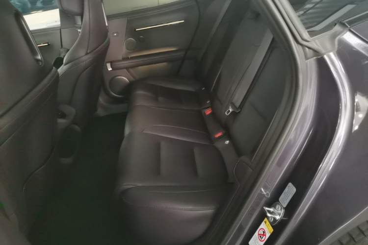 Used Avatr 06 2025 Ultra Pure Electric Edition Left Rear Seat